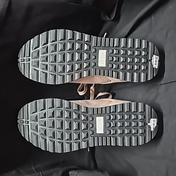 Lane Bryant LIVI Dream Cloud Sneaker - Picture 4 of 4